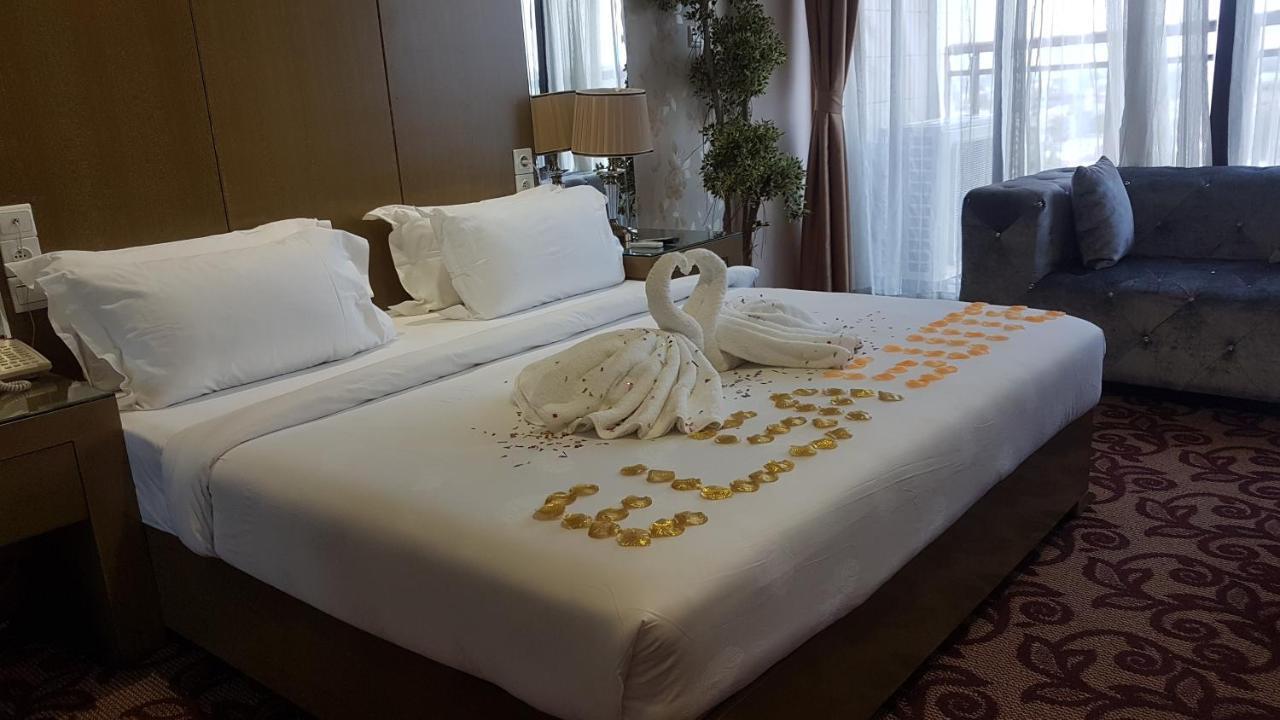 Edmond Hotel Brazzaville Ngoại thất bức ảnh