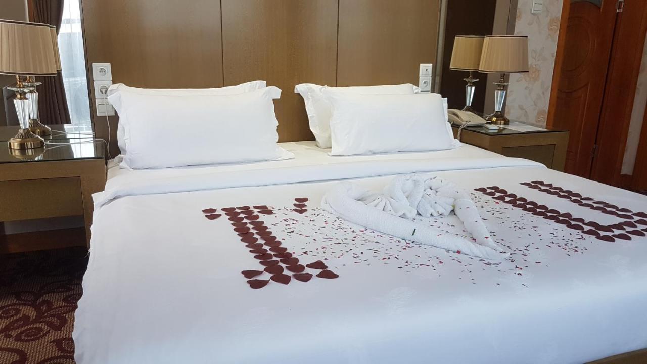 Edmond Hotel Brazzaville Ngoại thất bức ảnh